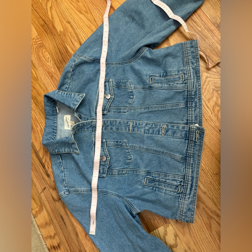 Mountain Mama Universal Thread XL Cropped Jean Jacket - Picture 5 of 6